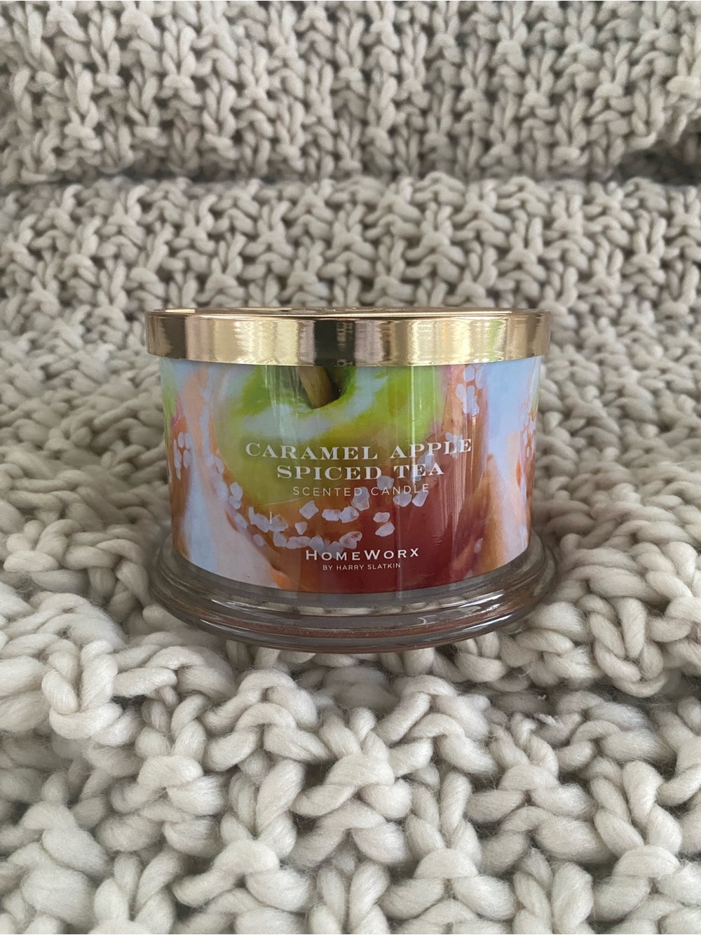 HomeWorx Caramel Apple Spiced Tea Scented Candle — Multicolor with Gold Lid